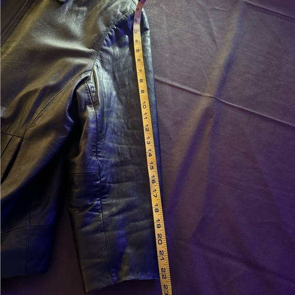 IZOD Soft Black Leather Men’s Jacket - Picture 5 of 10